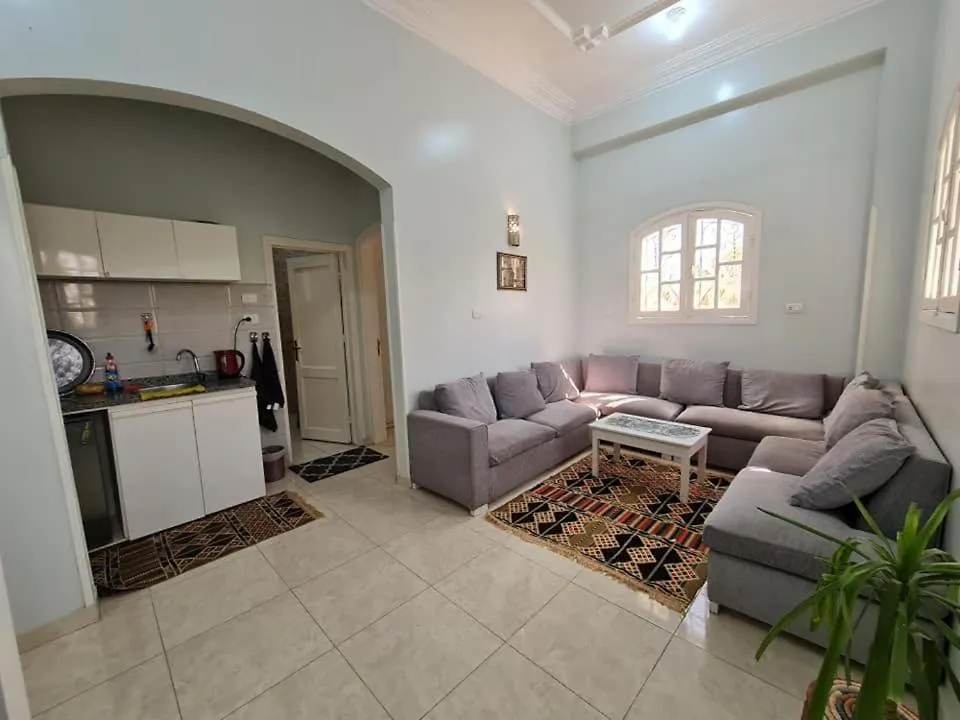 Villa Rebecca Luxor 0*,